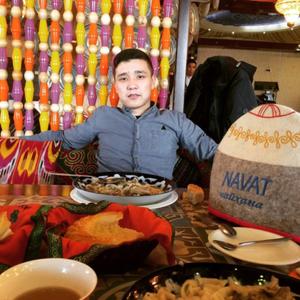 Парни в Бишкеке: Бабаш Мдетбек Уулу, 26 - ищет девушку из Бишкека