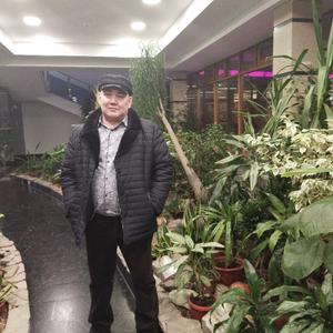 Парни в Новокузнецке: Руслан, 53 - ищет девушку из Новокузнецка
