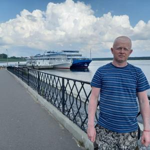 Парни в Кузнецке: Олег, 41 - ищет девушку из Кузнецка