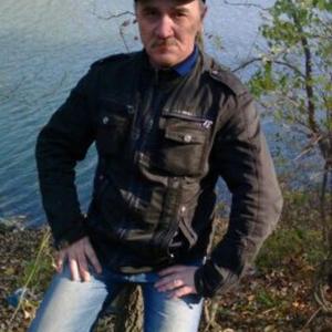 Андрей, 58 лет, Владивосток
