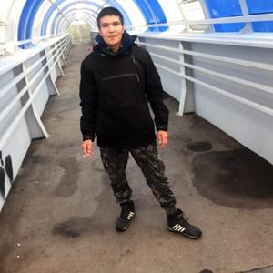 Виталий, 30 лет, Новосибирск