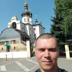 Парни в Донецке: Сергей, 33 - ищет девушку из Донецка