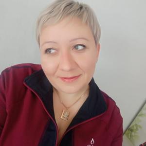 Ирина, 44 года, Прохладный