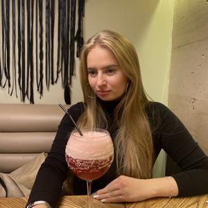 Девушки в Ставрополе: Алена, 24 - ищет парня из Ставрополя