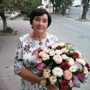 Девушки в Ставрополе: Татьяна, 67 - ищет парня из Ставрополя