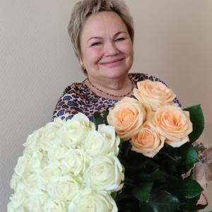Елена, 69 лет, Владимир