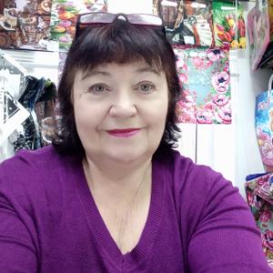 Ирина, 67 лет, Луга