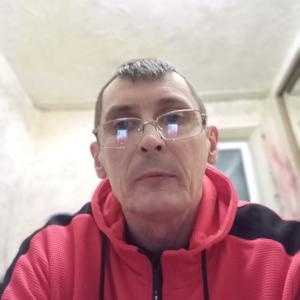 Парни в Томске: Адам, 51 - ищет девушку из Томска