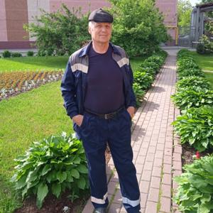 Парни в Серпухове: Виталий, 69 - ищет девушку из Серпухова