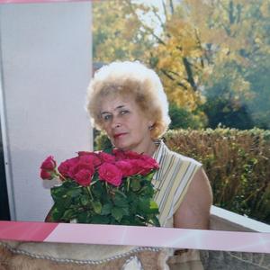 Девушки в Туапсе: Татьяна Гнетова, 69 - ищет парня из Туапсе