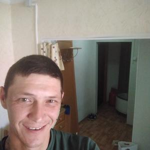 Парни в Ханты-Мансийске: Юрий, 38 - ищет девушку из Ханты-Мансийска
