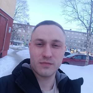 Парни в Мурманске: Илья, 31 - ищет девушку из Мурманска