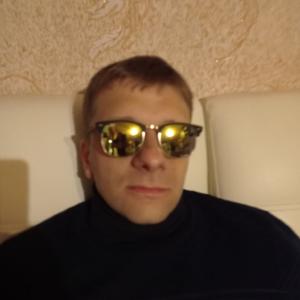 Артём, 39 лет, Новомосковск