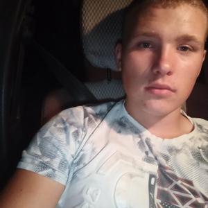 Парни в Белокурихе: Александр, 28 - ищет девушку из Белокурихи