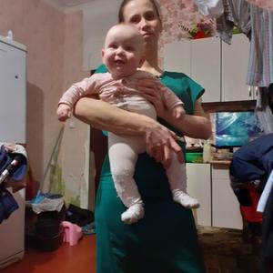 Девушки в Ангарске: Кристина Дерзина, 30 - ищет парня из Ангарска