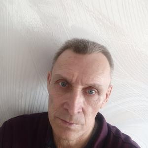 Игорь, 63 года, Новосибирск