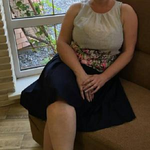 Девушки в Батайске: Людмила, 46 - ищет парня из Батайска