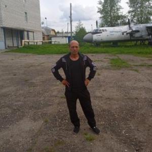 Денис, 40 лет, Троицко-Печорск