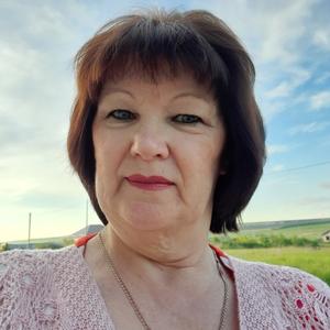 Девушки в Пятигорске: Любовь, 63 - ищет парня из Пятигорска