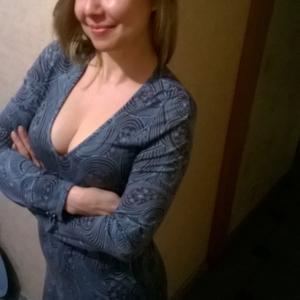 Юлия, 45 лет, Петергоф