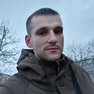Парни в Барановичи: Алексей, 30 - ищет девушку из Барановичи