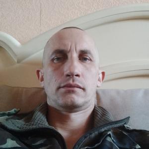 Илья, 45 лет, Калининград