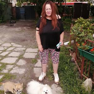 Девушки в Таганроге: Александра, 59 - ищет парня из Таганрога