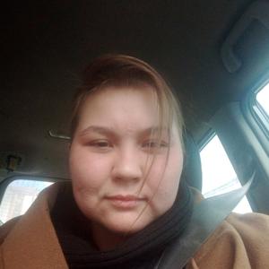 Девушки в Магнитогорске: Регина, 23 - ищет парня из Магнитогорска