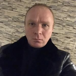 Виктор, 33 года, Невинномысск