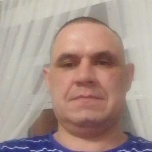 Ильхам, 44 года, Казань