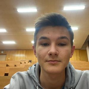 Кирилл, 18 лет, Химки