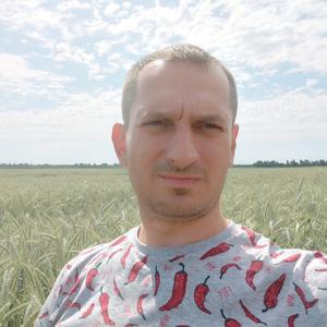 Виктор, 41 год, Новохоперский