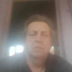 Парни в Кореновске: Вячеслав, 69 - ищет девушку из Кореновска