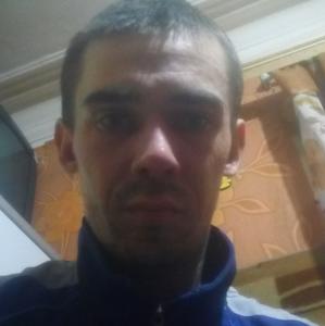 Анатолий, 34 года, Санки