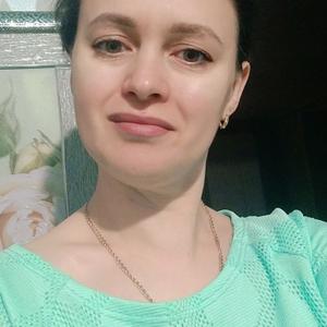 Девушки в Екатеринбурге: Лариса, 40 - ищет парня из Екатеринбурга