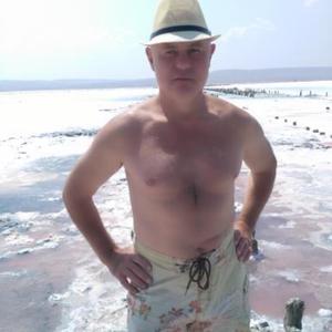 Василий, 56 лет, Озерск