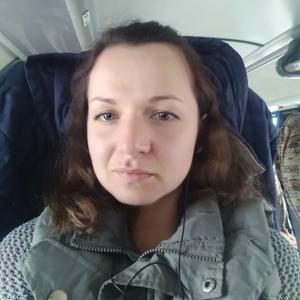 Девушки в Новокузнецке: Анюта, 31 - ищет парня из Новокузнецка
