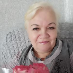 Девушки в Оренбурге: Марина, 60 - ищет парня из Оренбурга