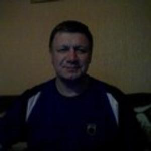 Олег, 57 лет, Омск