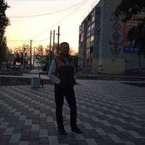 Парни в Волгограде: Саша, 44 - ищет девушку из Волгограда