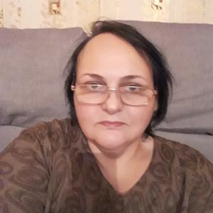 Девушки в Саратове: Ольга, 54 - ищет парня из Саратова