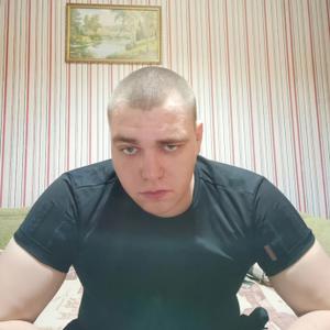 Парни в Мурманске: Artemiy, 22 - ищет девушку из Мурманска