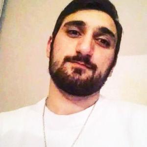 Девушки в Ереване: Joy Boy, 34 - ищет парня из Еревана