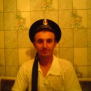 Парни в Чистополе (Татарстан): Радик, 43 - ищет девушку из Чистополя (Татарстан)