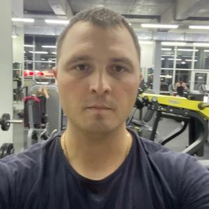Валерий, 33 года, Новочебоксарск
