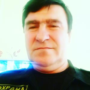 Александр, 57 лет, Курск