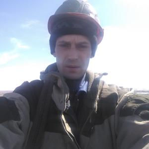 Виталий, 37 лет, Новотроицк