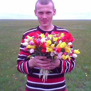 Сергей, 45 лет, Элиста