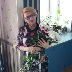 Девушки в Мурманске: Ольга, 66 - ищет парня из Мурманска