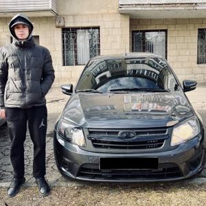 Парни в Киселевске: Мишка, 23 - ищет девушку из Киселевска